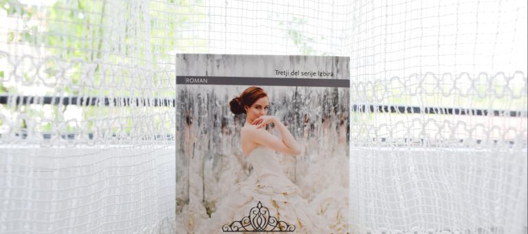 Zaključek mladinske serije &ndash; Izbrana (Kiera Cass)