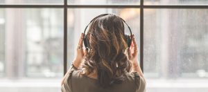 Top 5 pesmi meseca septembra (vključeni so posnetki)