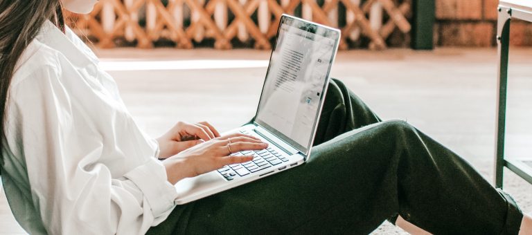 4 razlogi za sprejetje NaNoWriMo izziva + nasveti in freebie